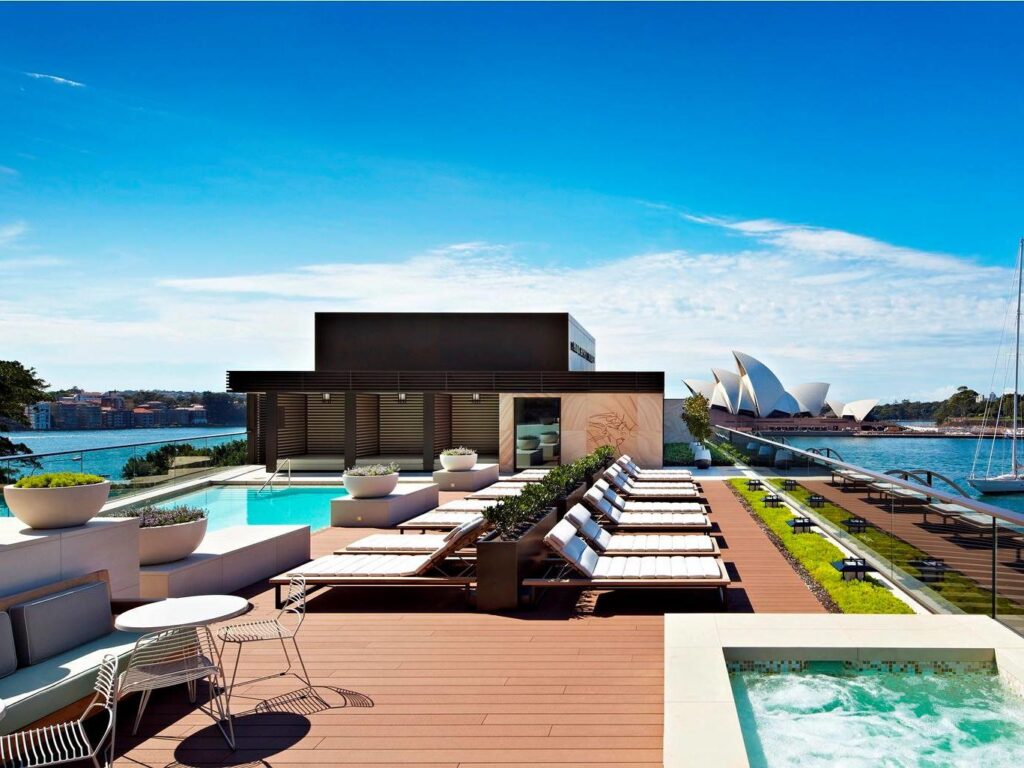 14 Spectacular Hotel Rooftops You’ll Want To Experience - Wisewander.net